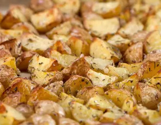 Råstigte kartofler til helstegt pattegris